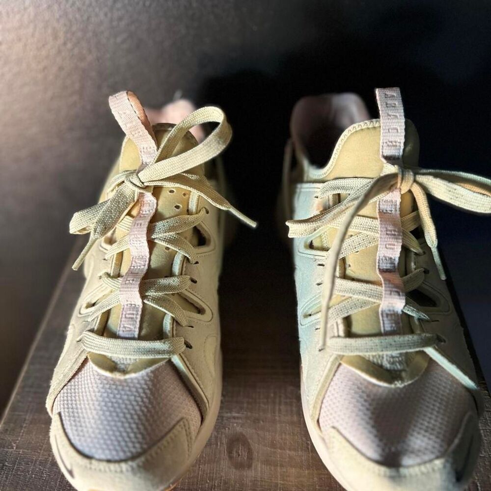 Nike Women's Cream and Tan Trainers
